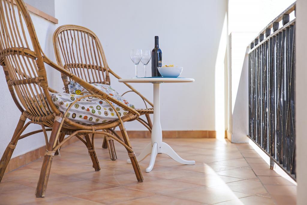 Rvhotels Apartamentos Heemstede レスタルティット エクステリア 写真