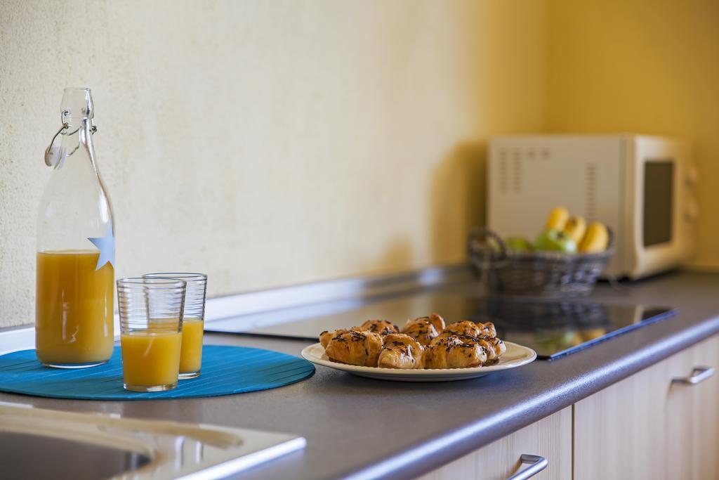 Rvhotels Apartamentos Heemstede レスタルティット エクステリア 写真